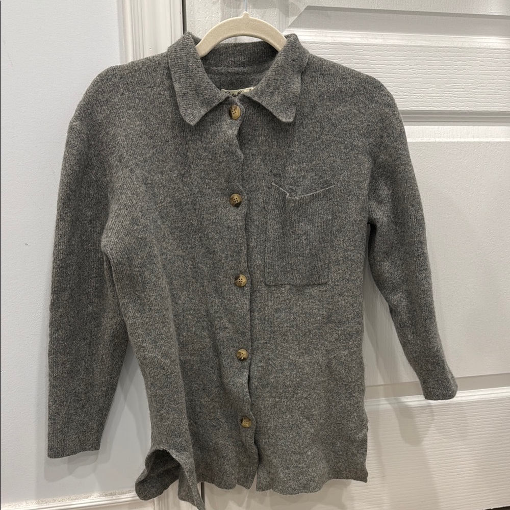 100% Lambswool Gray Button-Up Women's Jacket